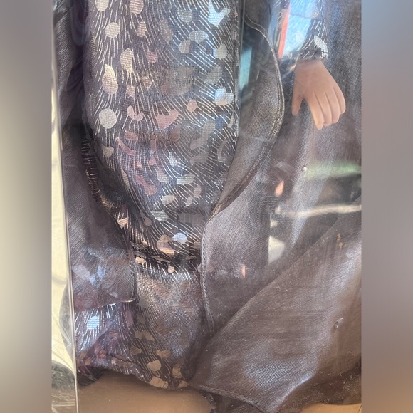 Collectible Genuine Fine Bisque Porcelain with Certificate of Authenticity - Picture 8 of 15